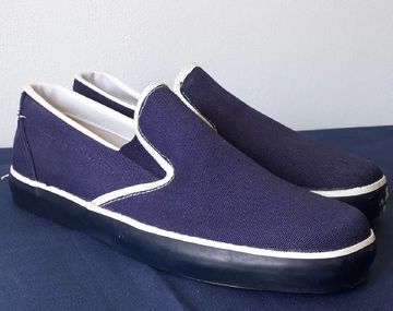  El truco viral que ayuda a dejar las zapatillas de gamuza como nuevas