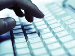 Conocé y aplicá las reglas internacionales para la cyber-urbanidad antes de que sea tarde