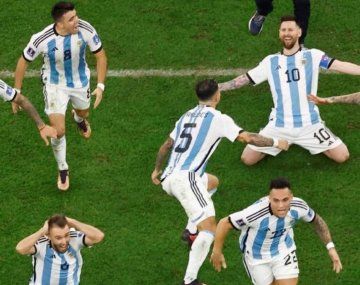 El festejo de la Selección Argentina que forma el 5 de copas y se viralizó