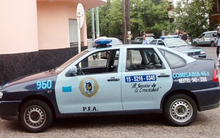 Asaltaron a una pareja de ancianos en un edificio de Recoleta