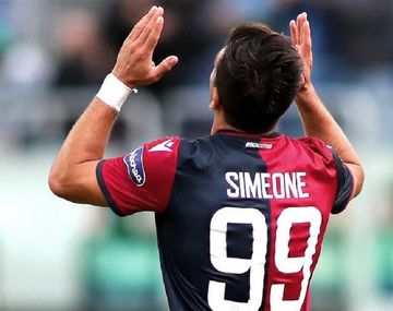 Otra polémica con el VAR: anulan un gol a Gio Simeone por una supuesta mano