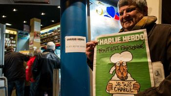 furor por charlie hebdo: se agoto la edicion especial del semanario frances furor por charlie hebdo: se agoto la edicion especial del semanario frances