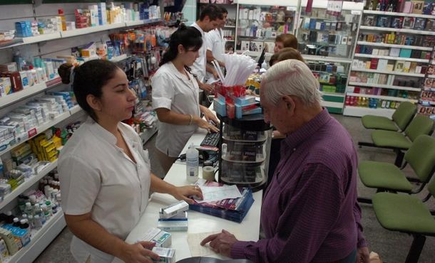 La peor desigualdad: suba de hasta 360% en medicamentos, pero las jubilaciones solo aumentaron un 110%