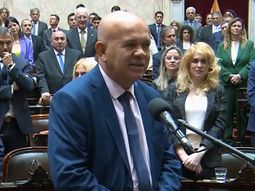La jura del diputado Leiva: Para que ningún argentino bien nacido admire a Thatcher