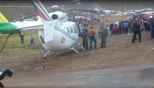 El helicóptero que trasladaba a Evo Morales tuvo que aterrizar de emergencia