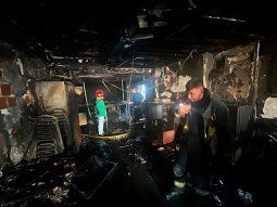 Se incendió la redacción de Revista Anfibia