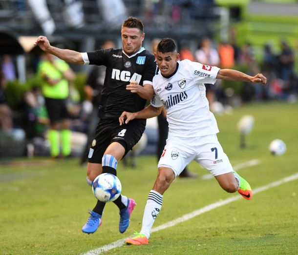 Racing lo remontó con uno menos y le ganó a Quilmes