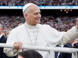 Real Madrid nombró socio de honor al papa León XIV. Real Madrid nombró socio de honor al papa León XIV.