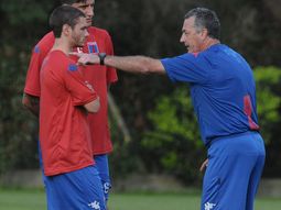 despues de la derrota en el monumental, gustavo alfaro asumio en tigre despues de la derrota en el monumental, gustavo alfaro asumio en tigre