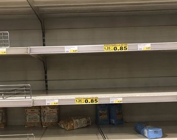 Coronavirus en Italia: la reacción de un hombre al no encontrar pasta en el supermercado