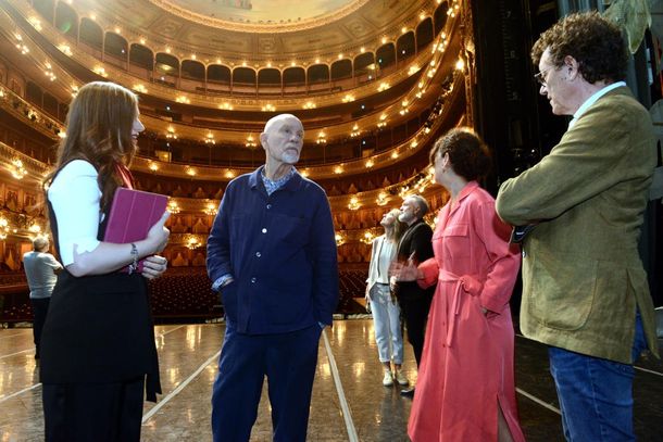 Qué hace John Malkovich en Buenos Aires
