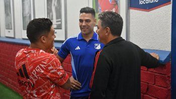 la cumbre que ilusiono a los hinchas de river: juanfer, gallardo y radamel falcao la cumbre que ilusiono a los hinchas de river: juanfer, gallardo y radamel falcao