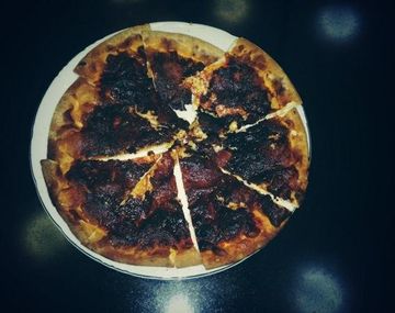 Todo un desperdicio: ¿A qué famosa mediática se le quemó la pizza?