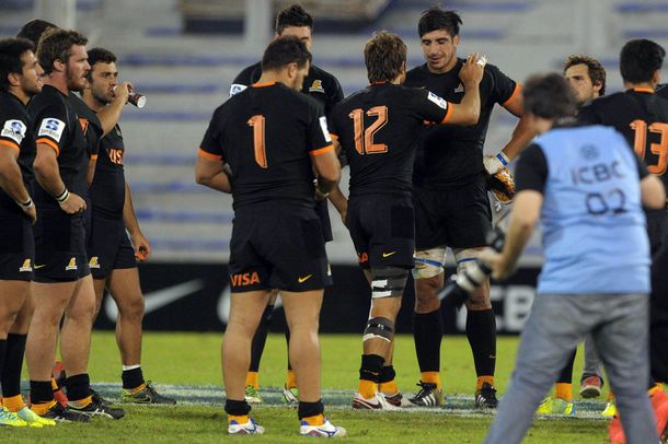 Debut con derrota para los Jaguares en Argentina