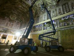 recrearon en tamano real la capilla sixtina del vaticano en mexico recrearon en tamano real la capilla sixtina del vaticano en mexico