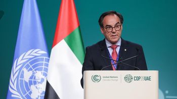 El ministro de Ambiente, Robert Bouvier, destacó al país como pionero en la lucha contra el cambio climático. El ministro de Ambiente, Robert Bouvier, destacó al país como pionero en la lucha contra el cambio climático.