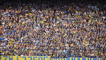 antes del partido, la 12 dio vuelta las banderas antes del partido, la 12 dio vuelta las banderas