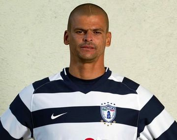 El ex arquero Calero está fuera de peligro tras el infarto cerebral