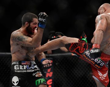 Lawler superó a Brown por decisión unánime en una batalla épica