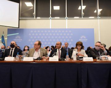 Tras reunirse con Guzmán