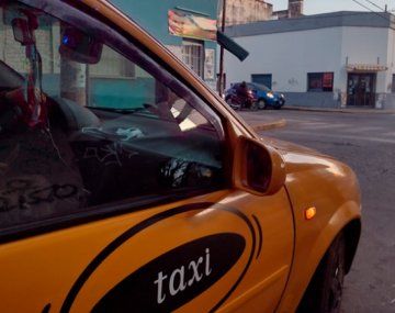 Córdoba: trasladaban millones de pesos en un taxi y fueron asaltados