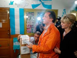 voto scioli: espero que la gente vote en paz, tengo mas fe y esperanza que nunca voto scioli: espero que la gente vote en paz, tengo mas fe y esperanza que nunca