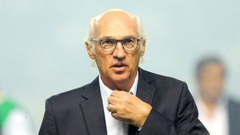 carlos bianchi: entre mis candidatos al titulo no estaba boca carlos bianchi: entre mis candidatos al titulo no estaba boca