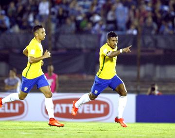 Brasil goleó a Uruguay y es más líder que nunca