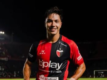 Quién es Nacho Lago, la figura de Colón que presentó a su novio gana protagonismo dentro y fuera de la cancha