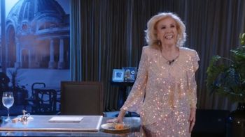 hace historia: con casi 99 anos, asi fue el debut de mirtha en mar del plata hace historia: con casi 99 anos, asi fue el debut de mirtha en mar del plata