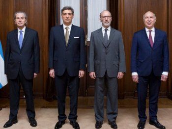 El oficialismo aprobó la admisibilidad al juicio político a los miembros de la Corte
