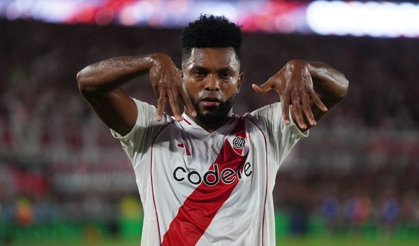 El posteo de Miguel Borja tras los goles errados ante Atlético Tucumán en el Monumental