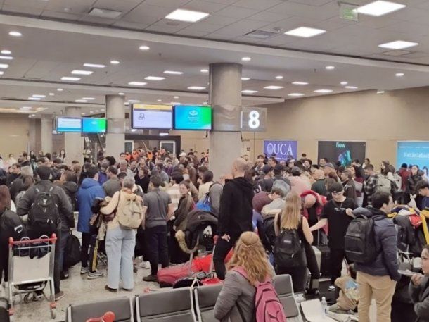 ATE anunció un paro de controladores aéreos para este jueves