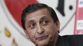 arde independiente: ¿ramon diaz robo dos computadoras? arde independiente: ¿ramon diaz robo dos computadoras?