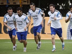 Football Leaks reveló datos del Pocho Lavezzi Football Leaks reveló datos del Pocho Lavezzi