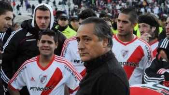 se cumplen diez anos del descenso de river se cumplen diez anos del descenso de river