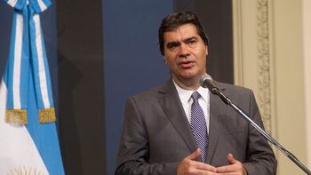 intervenir en el dolar negro seria lo mismo que intervenir en el precio de la cocaina intervenir en el dolar negro seria lo mismo que intervenir en el precio de la cocaina