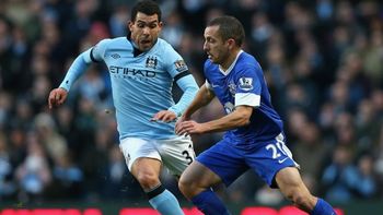 el city de tevez perdio ante everton y se alejo mas el city de tevez perdio ante everton y se alejo mas