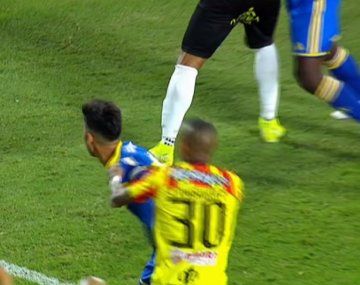 El VAR salvó a Boca: el gol anulado a Pereira en el inicio del partido