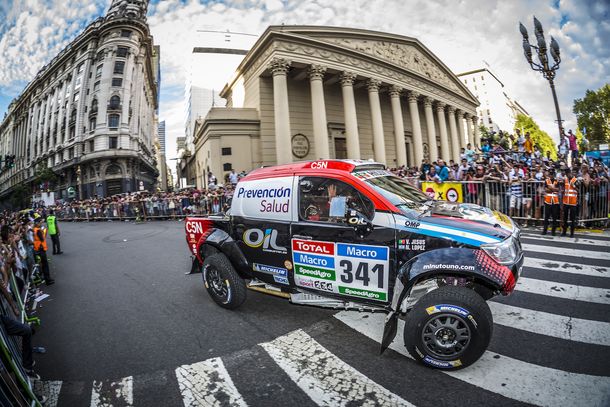 Así vivió el Dakar 2015 el equipo Toyota Oil C5N