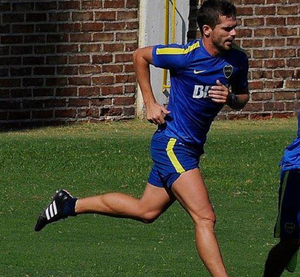 Con fiebre, Gago otra vez dijo ausente en la práctica de Boca