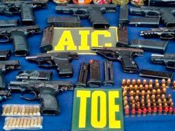 Tres jefes policiales a disponibilidad por robo de armas en Balística
