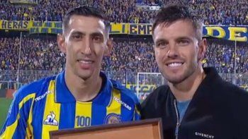 Gio Lo Celso fue homenajeado antes de Rosario Central vs. Racing.&nbsp;
