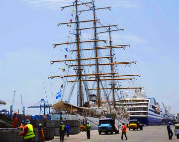 Fragata Libertad en Ghana
