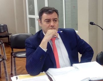 Remueven a fiscal que golpeó a su mujer y a empleado judicial 