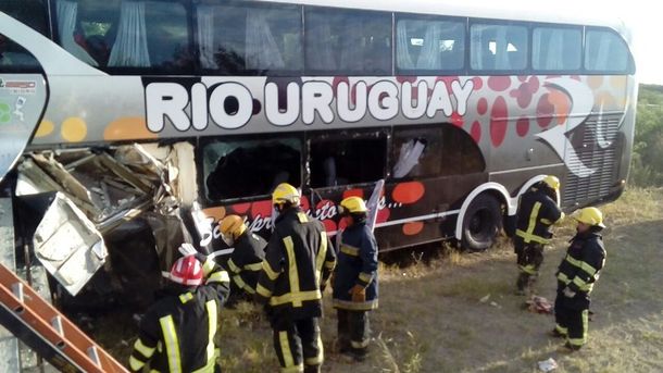 Tragedia del micro en Entre Ríos: falleció el padre de uno de los chicos