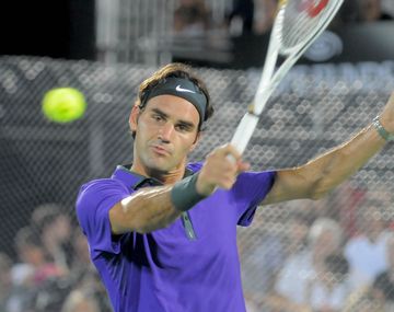 Roger Federer empezó con buen pie en el ATP de Australia