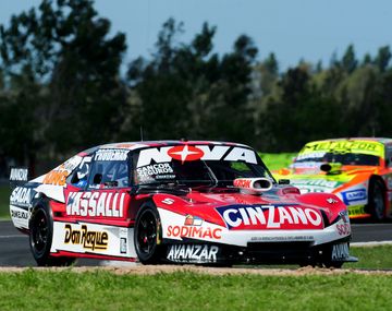 Rossi no pudo ganar en Trelew pero sigue como líder de la Copa de Oro