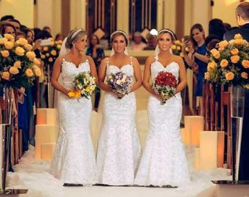 Trillizas se casan juntas y con el mismo vestido