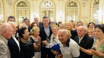 macri homenajeo a las victimas del holocausto judio que viven en el pais macri homenajeo a las victimas del holocausto judio que viven en el pais